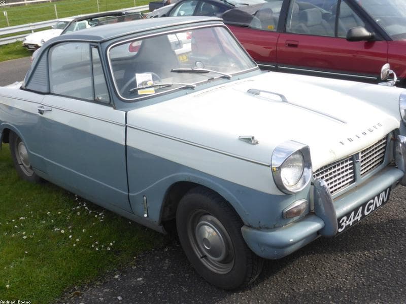 Noleggio auto di lusso per eventi: stile ed eleganza